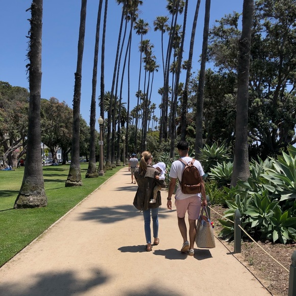 Meet your Posher, Kristin - Picture 1 of 1